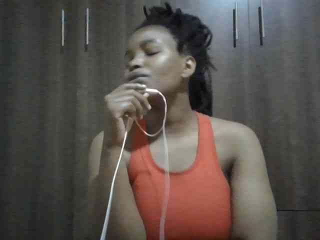 MidnightMuse-1 webcam