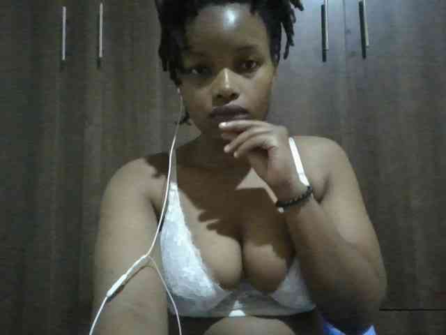 MidnightMuse-1 webcam