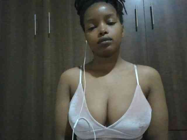 MidnightMuse-1 webcam