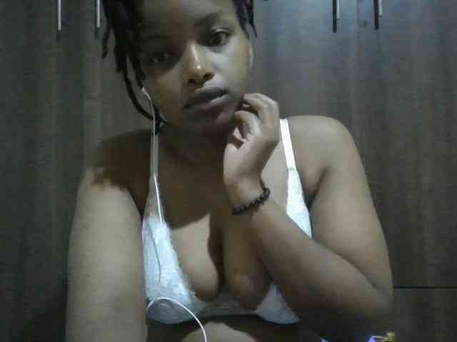 MidnightMuse-1 webcam