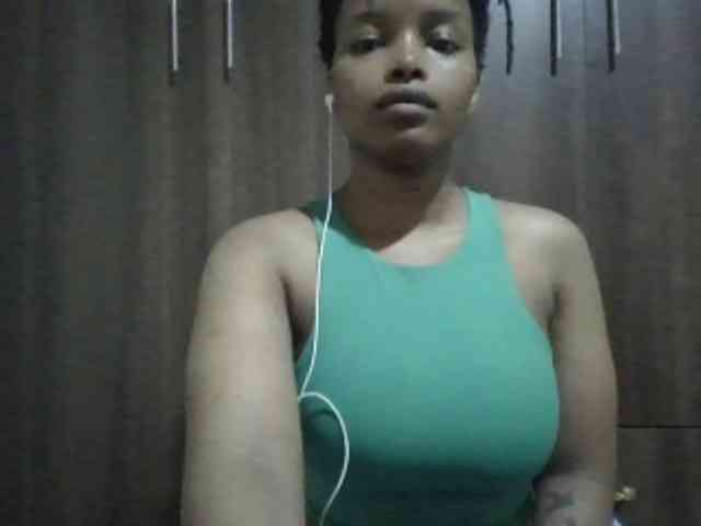MidnightMuse-1 webcam