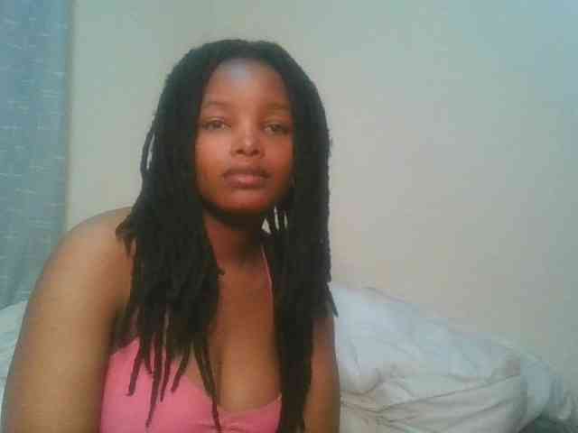 MidnightMuse-1 webcam