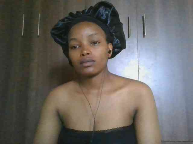 MidnightMuse-1 webcam