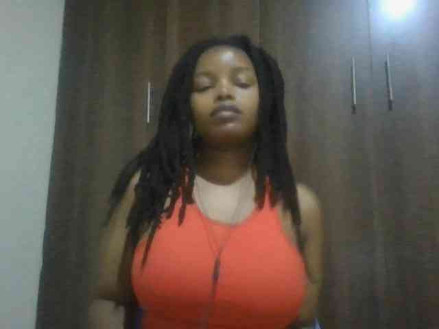MidnightMuse-1 webcam