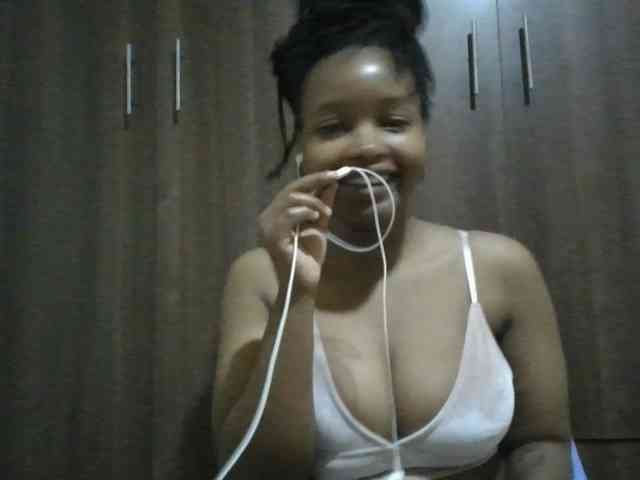 MidnightMuse-1 webcam