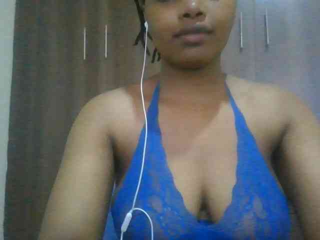 MidnightMuse-1 webcam