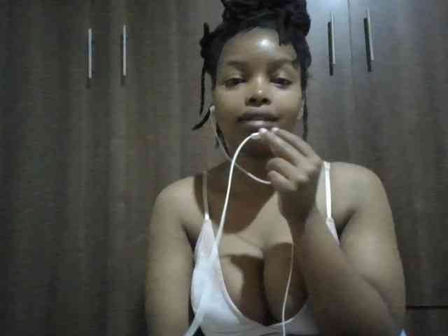 MidnightMuse-1 webcam
