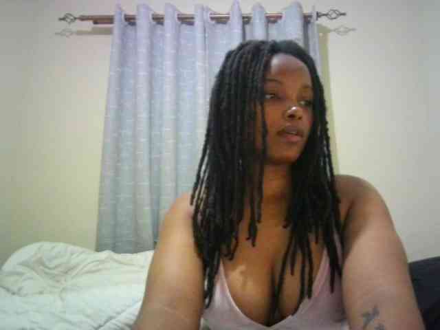 MidnightMuse-1 webcam