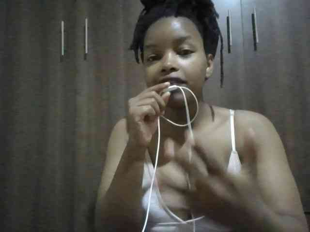 MidnightMuse-1 webcam