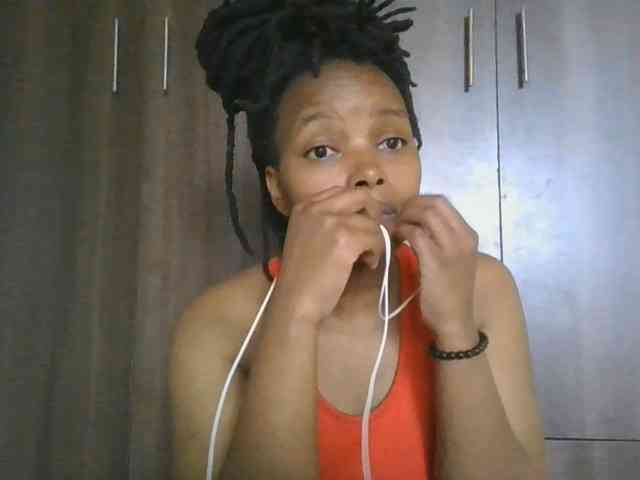 MidnightMuse-1 webcam