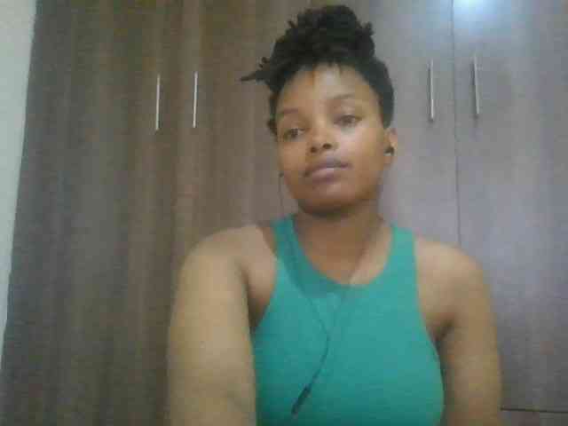 MidnightMuse-1 webcam
