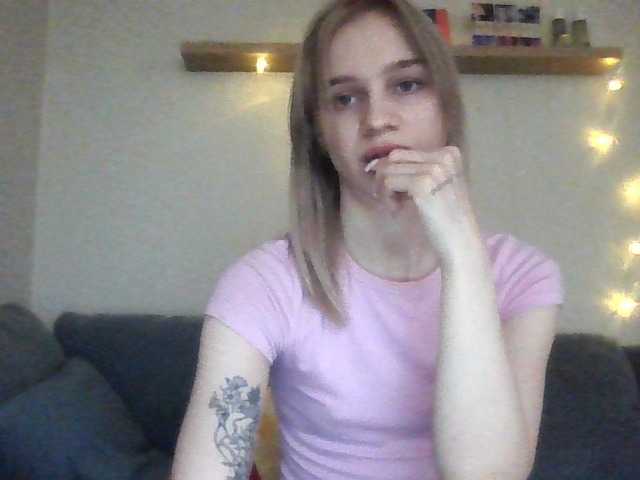 marryy01 live cam on BongaCams