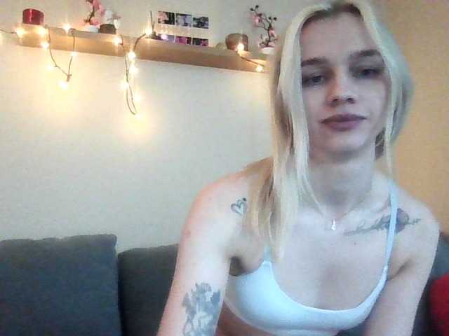 marryy01 live webcam show