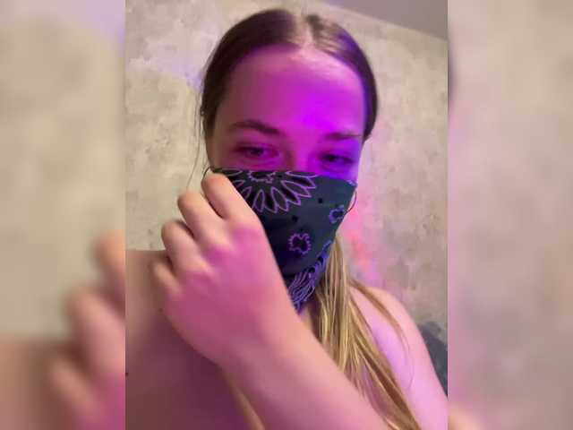 Kiiir02 live cam on BongaCams