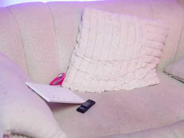 MaeveSun live cam on BongaCams