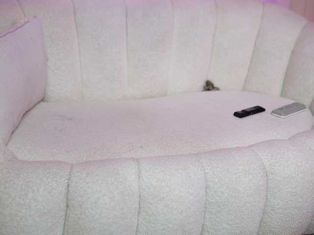 MaeveSun live cam on BongaCams