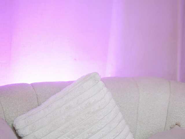 MaeveSun live cam on BongaCams