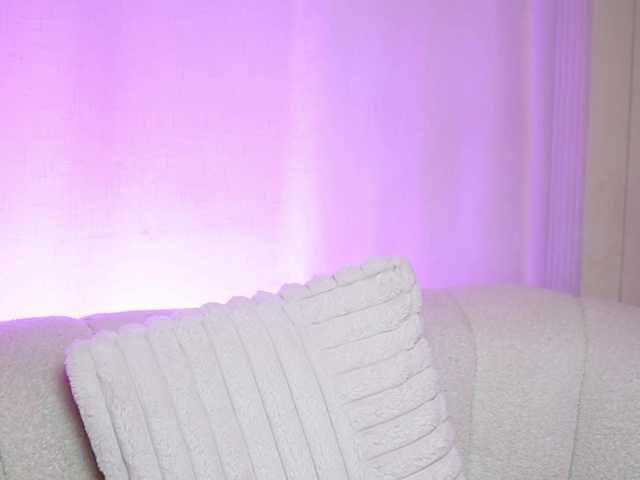 MaeveSun live cam on BongaCams