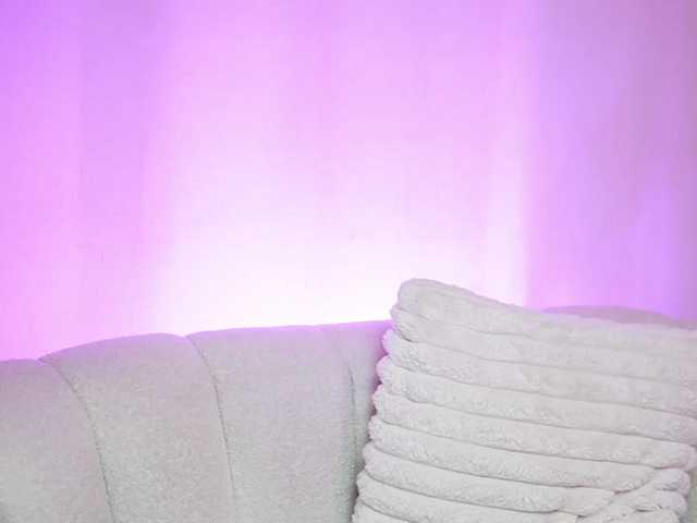 MaeveSun live cam on BongaCams