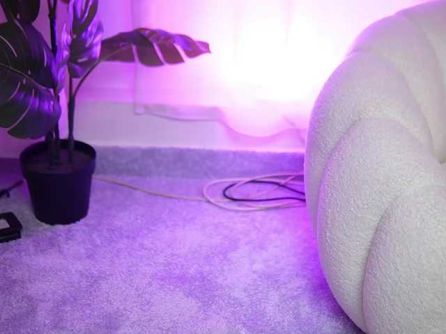 MaeveSun live cam on BongaCams