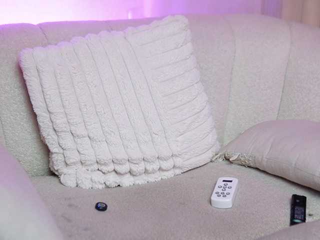 MaeveSun live cam on BongaCams
