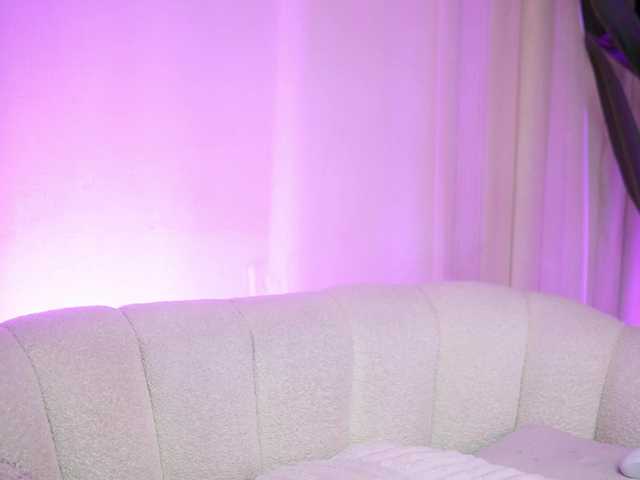 MaeveSun live cam on BongaCams