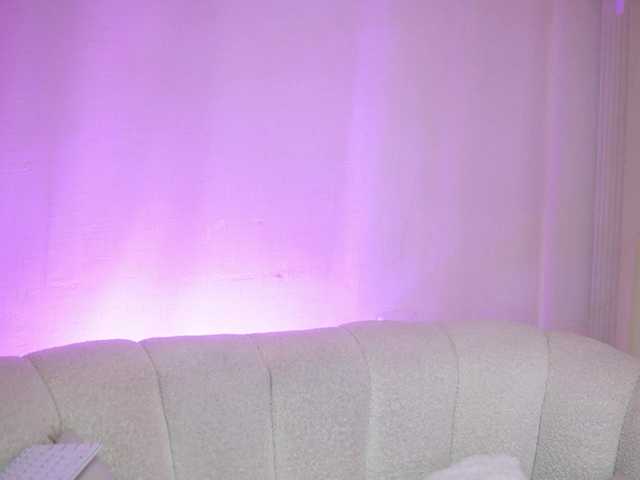 MaeveSun live cam on BongaCams