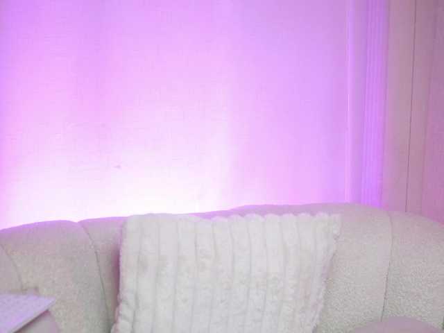 MaeveSun live cam on BongaCams