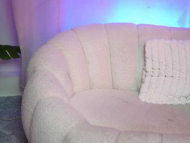 MaeveSun live cam on BongaCams