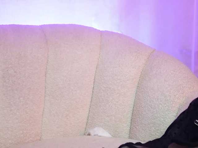 MaeveSun live cam on BongaCams