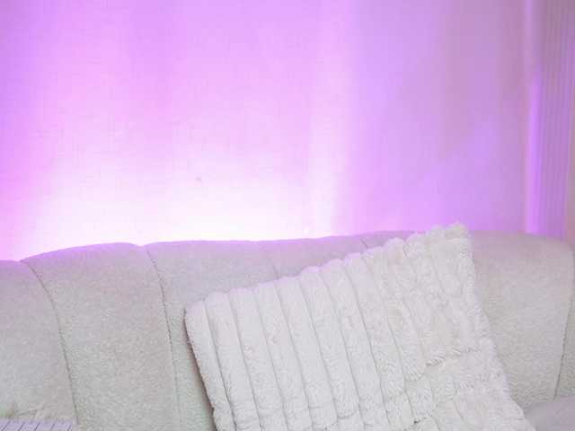 MaeveSun live cam on BongaCams