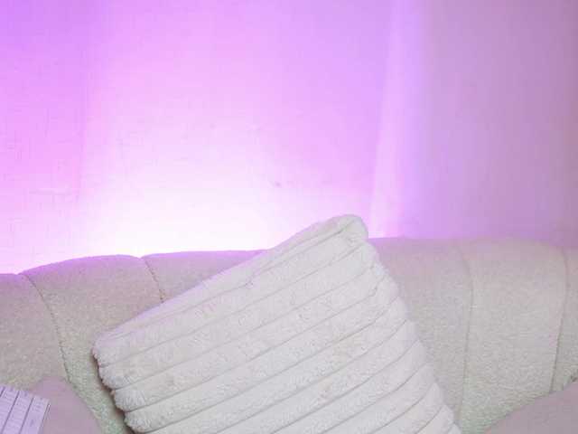 MaeveSun live cam on BongaCams