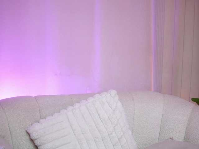 MaeveSun live cam on BongaCams
