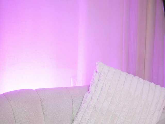MaeveSun live cam on BongaCams