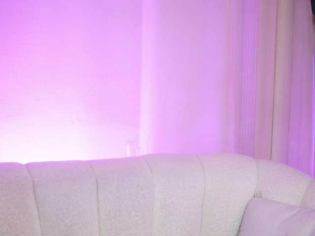 MaeveSun live cam on BongaCams