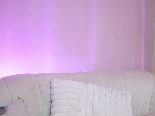 MaeveSun live cam on BongaCams