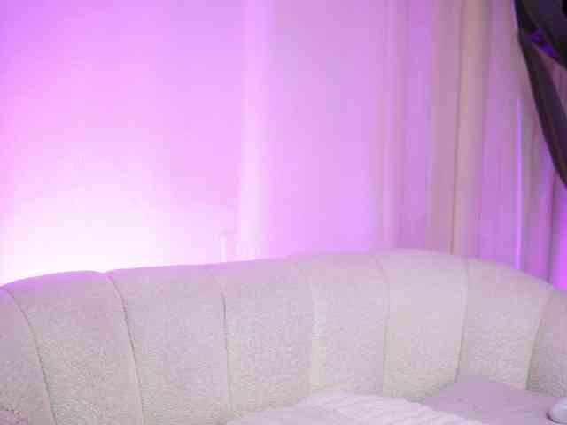 MaeveSun Live Webcam on BongaCams