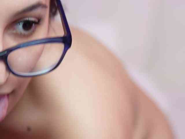 MaeveSun webcam