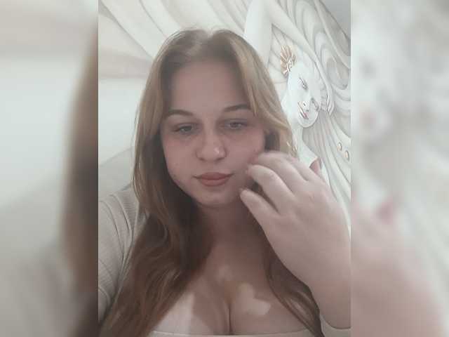 Mikayay live cam on BongaCams
