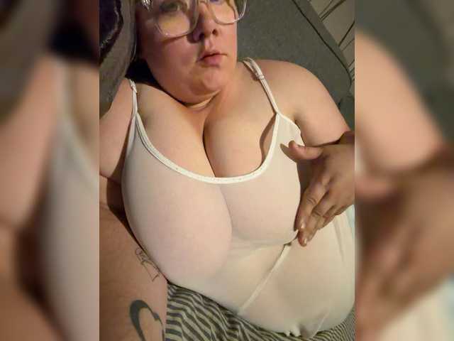 HoneyHazelX