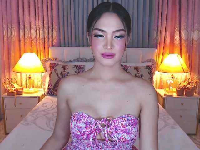 SaphroniaMaxwell — live trans cam