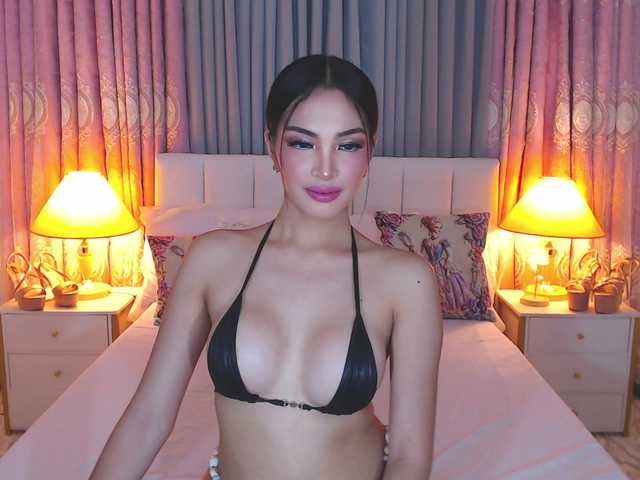 go to chat with SaphroniaMaxwell