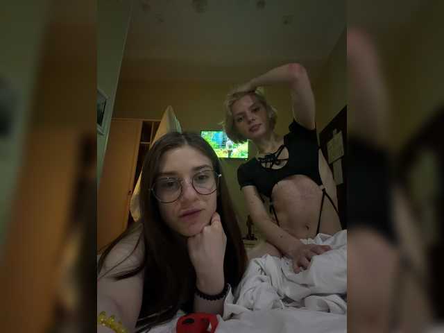 Gooogboy live cam on BongaCams