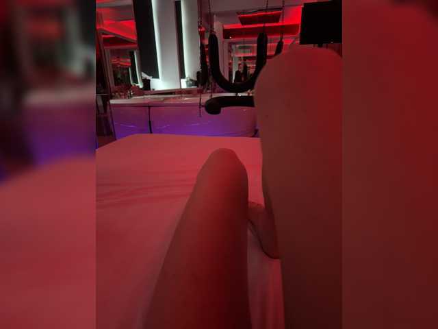 Gooogboy live cam on BongaCams