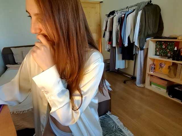 JulietSabot live cam on BongaCams