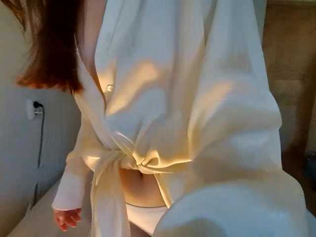 JulietSabot live cam on BongaCams