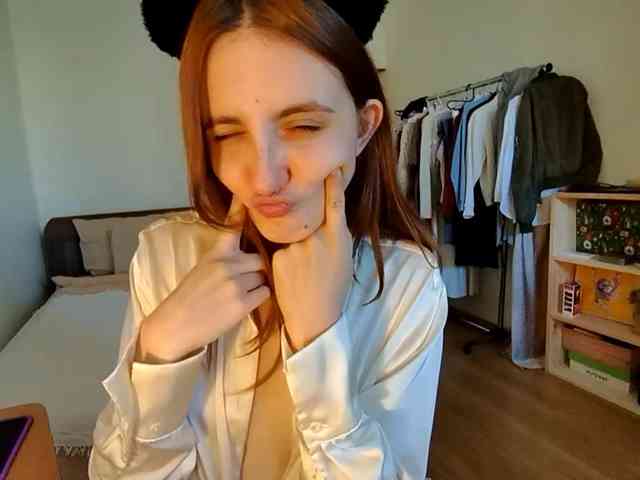 JulietSabot webcam