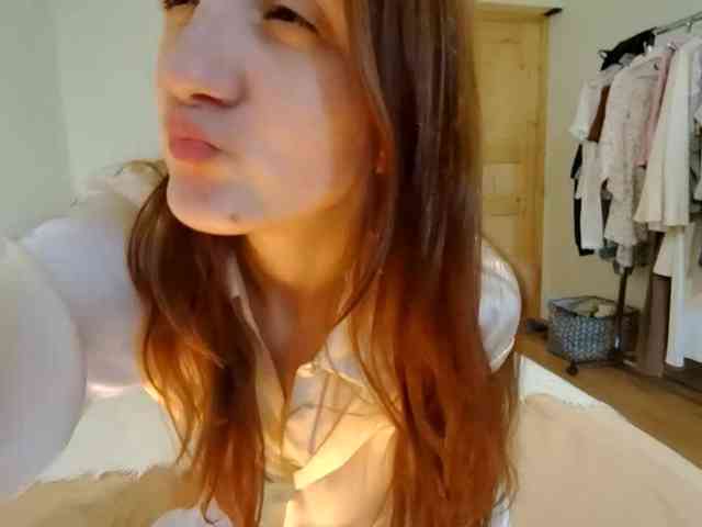 JulietSabot webcam