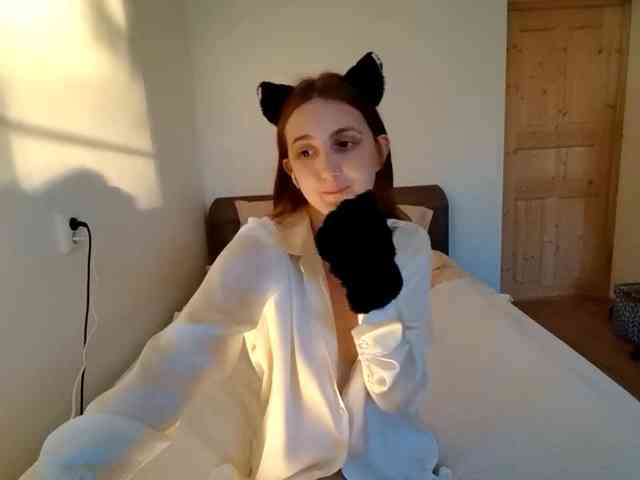 JulietSabot webcam