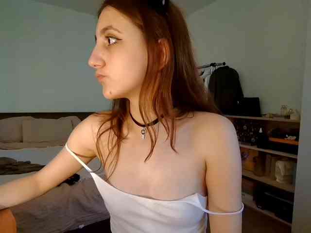 JulietSabot webcam